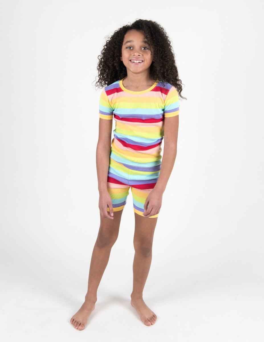 Premium Vector | Little Girls And Rainbow