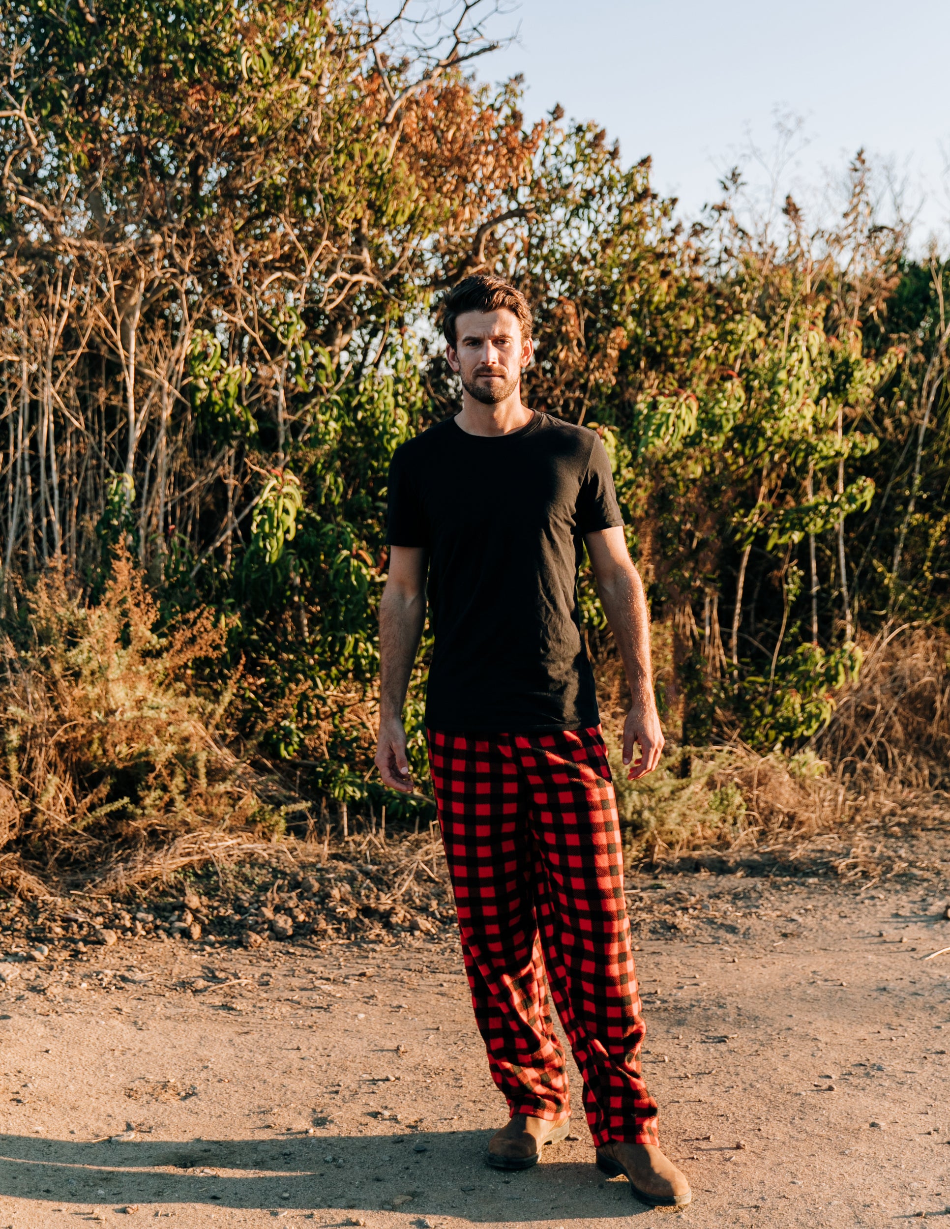 Leveret Men's Fleece Plaid Pants red-black / X-Small Leveret Men's Fleece Plaid Pants red-black / X-Small