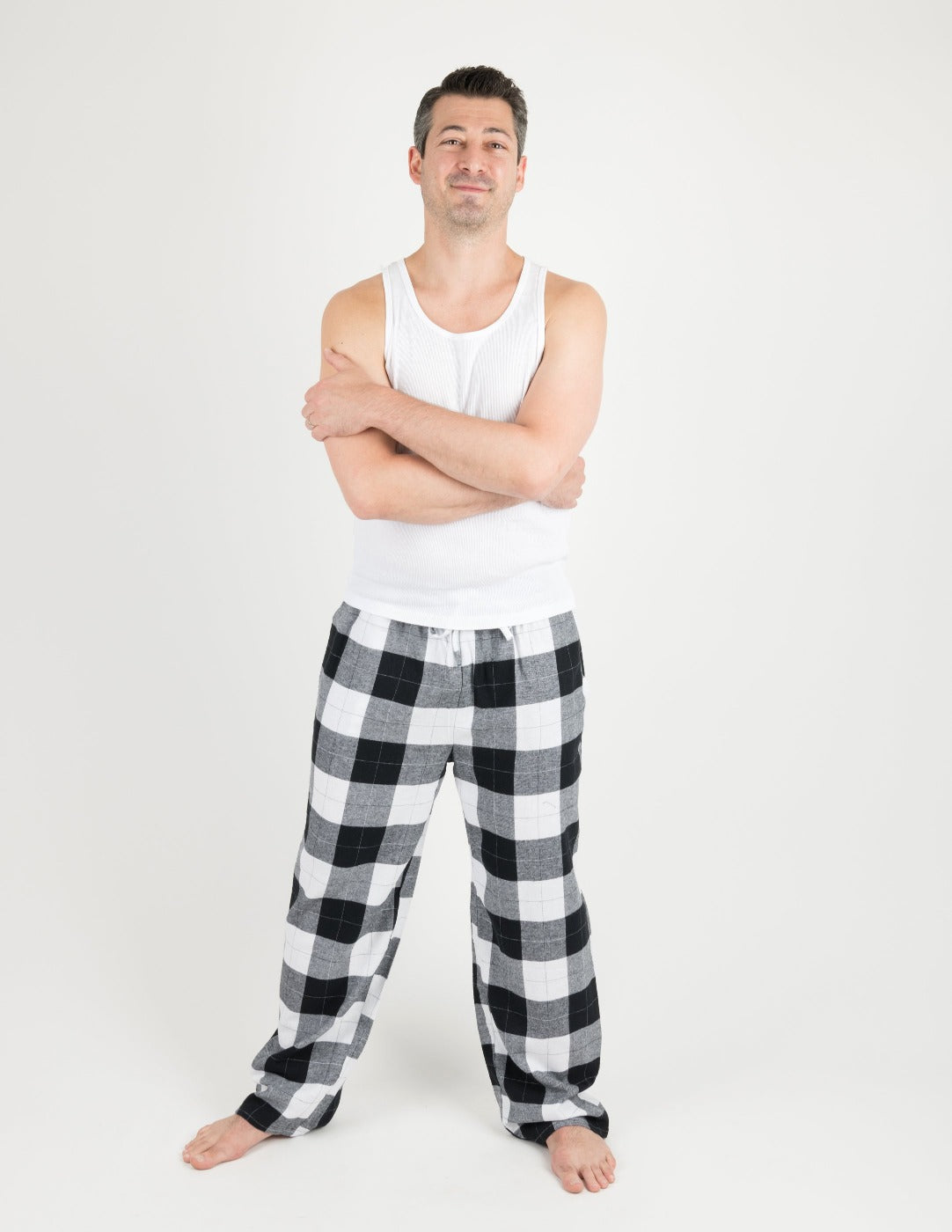 Leveret Men's Black & Navy Plaid Flannel Pants – Leveret Clothing