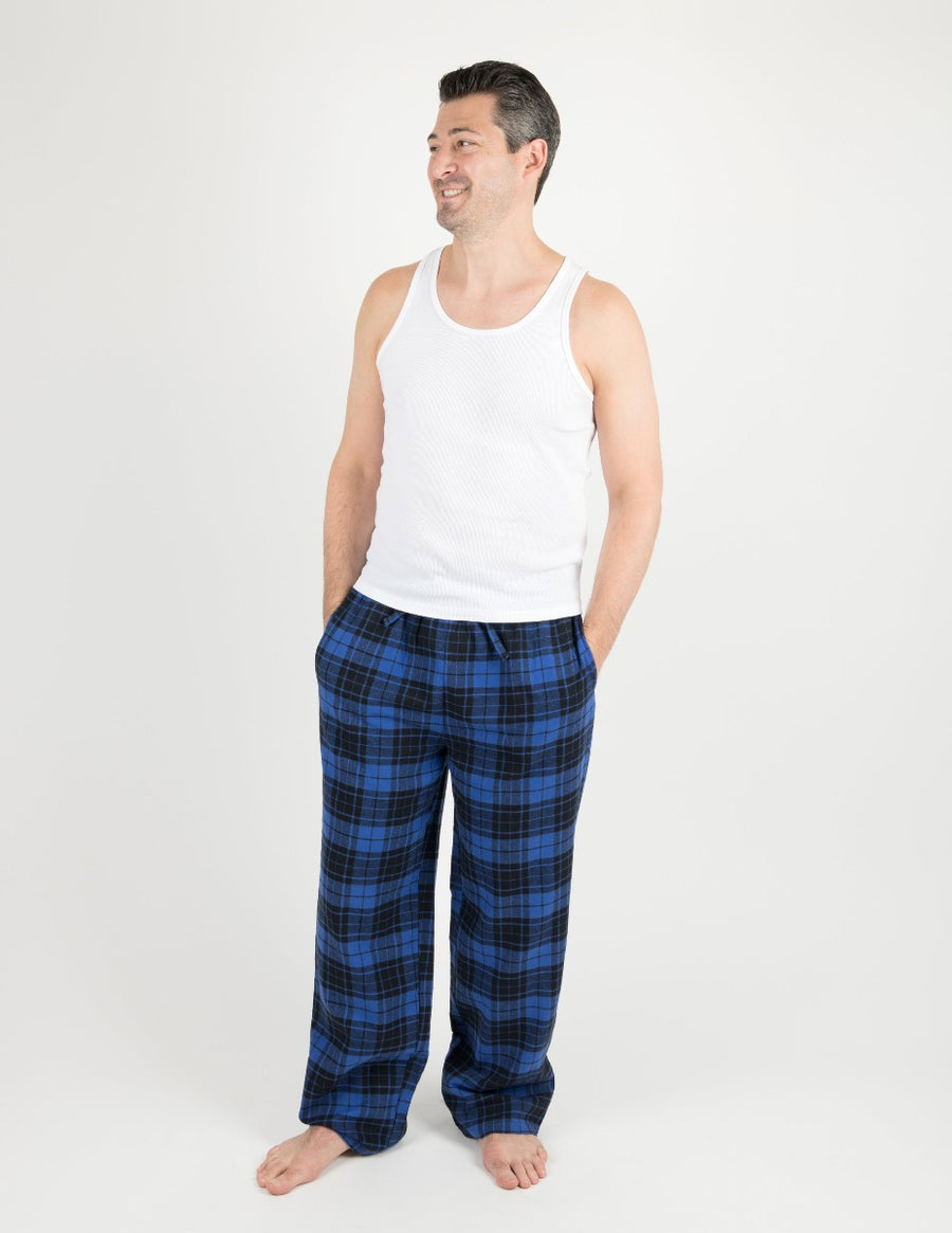 A man wearing Leveret's Flannel Pants