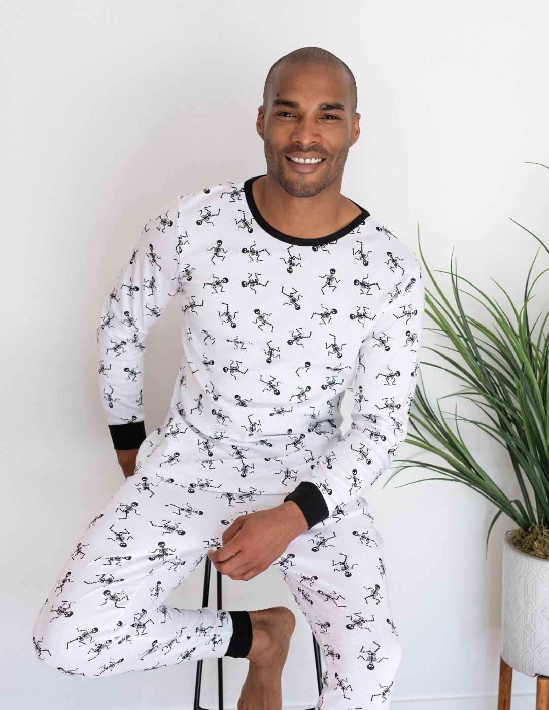 Leveret Men's Halloween Pajamas – Leveret Clothing